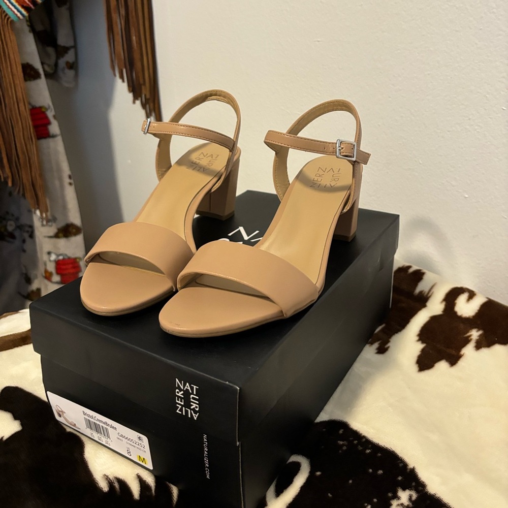 Naturalizer Bristol Heels in Crème Brûlée